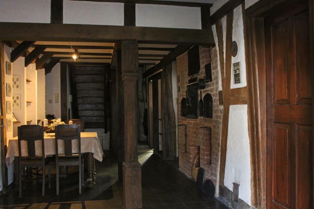 Alter Posthof Lieser Bagian luar foto