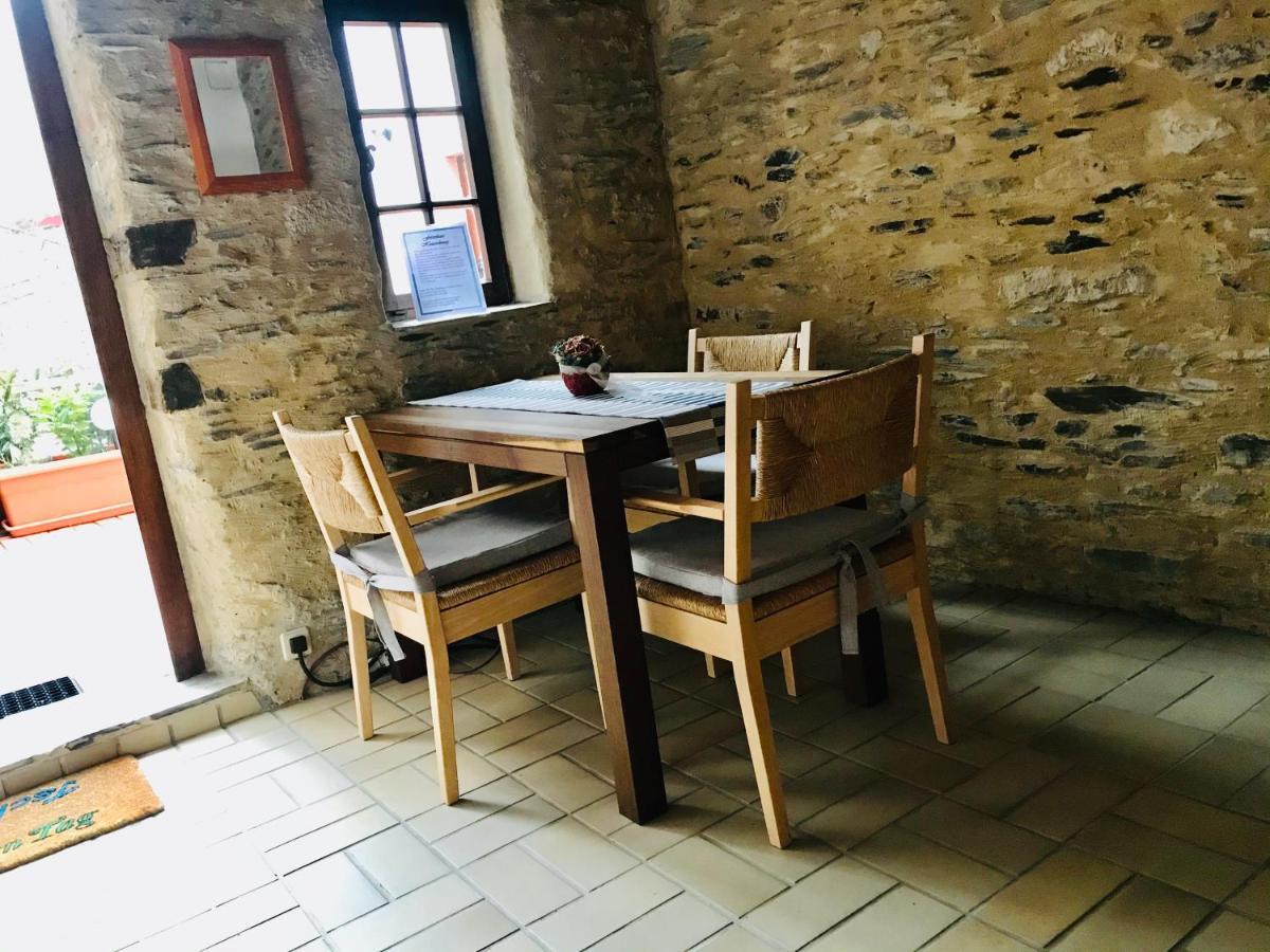 Alter Posthof Lieser Bagian luar foto